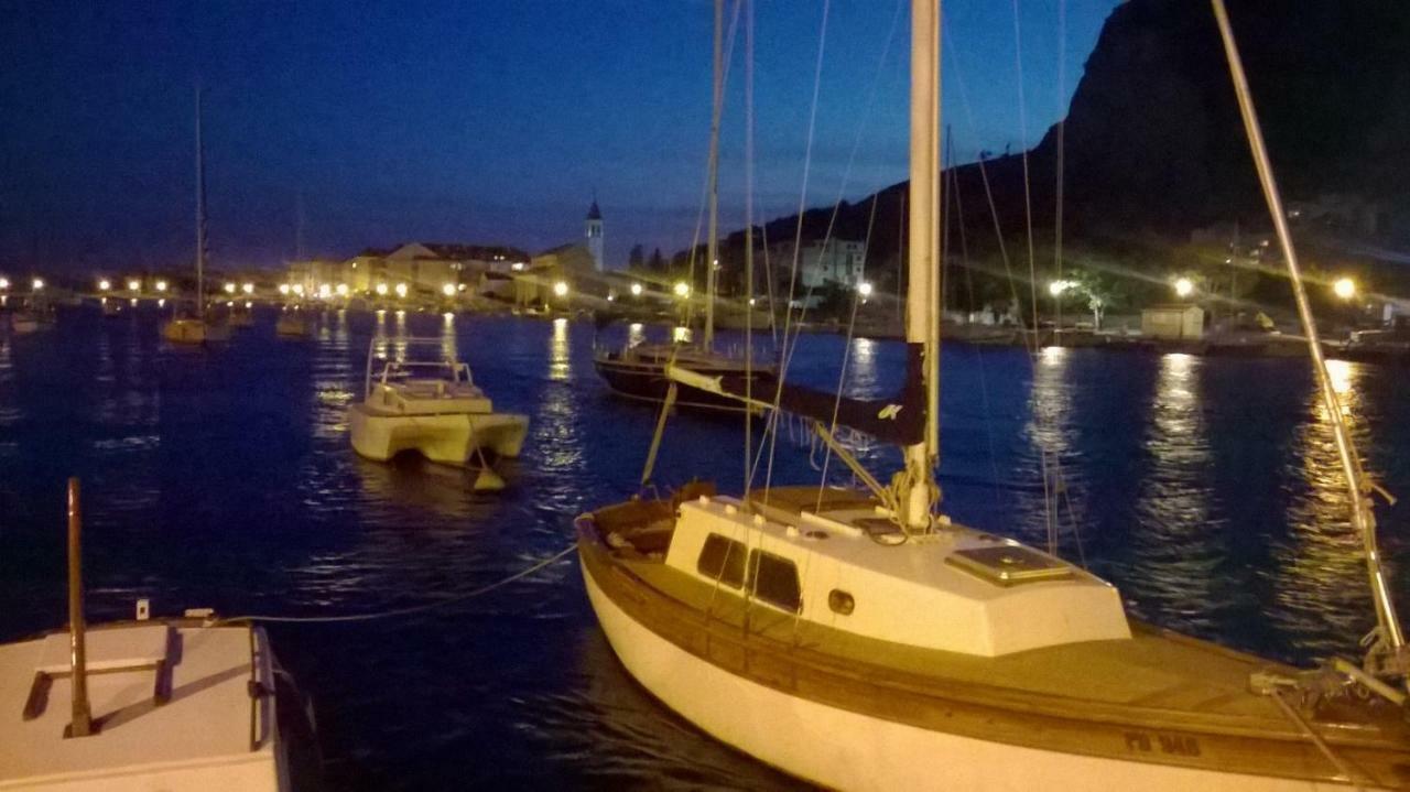 Apartman Renata Omiš Exterior foto