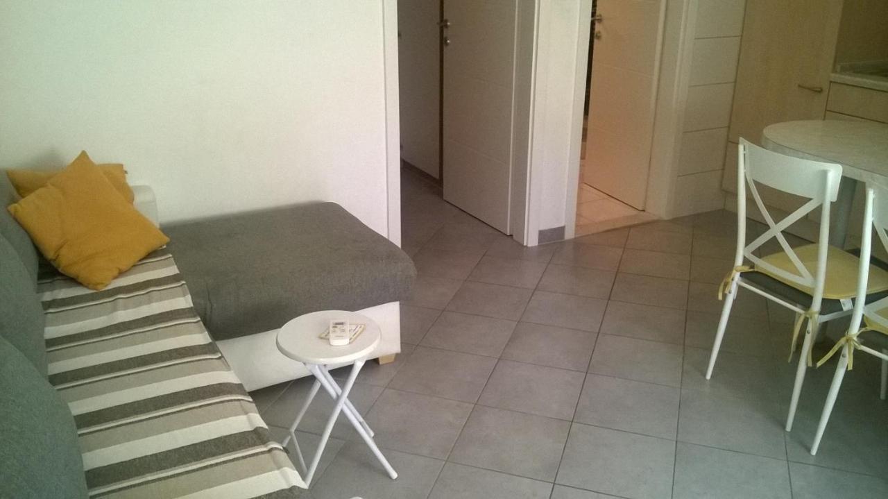 Apartman Renata Omiš Exterior foto