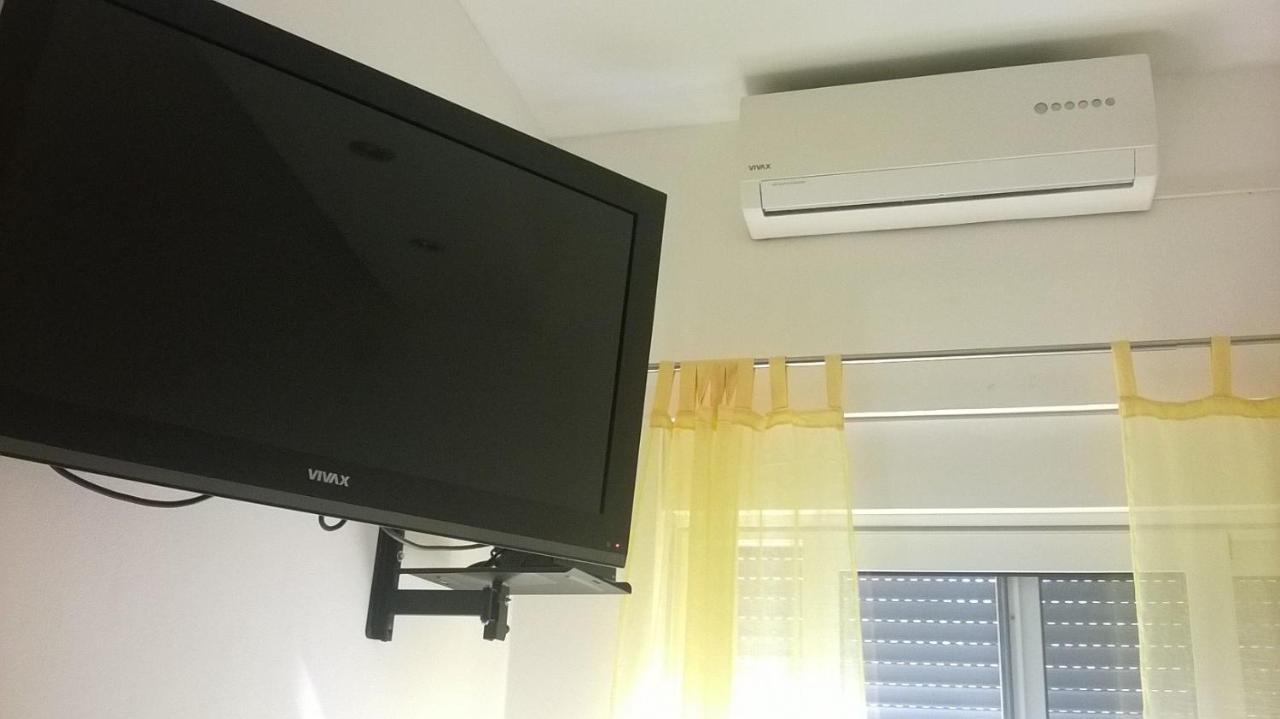 Apartman Renata Omiš Exterior foto